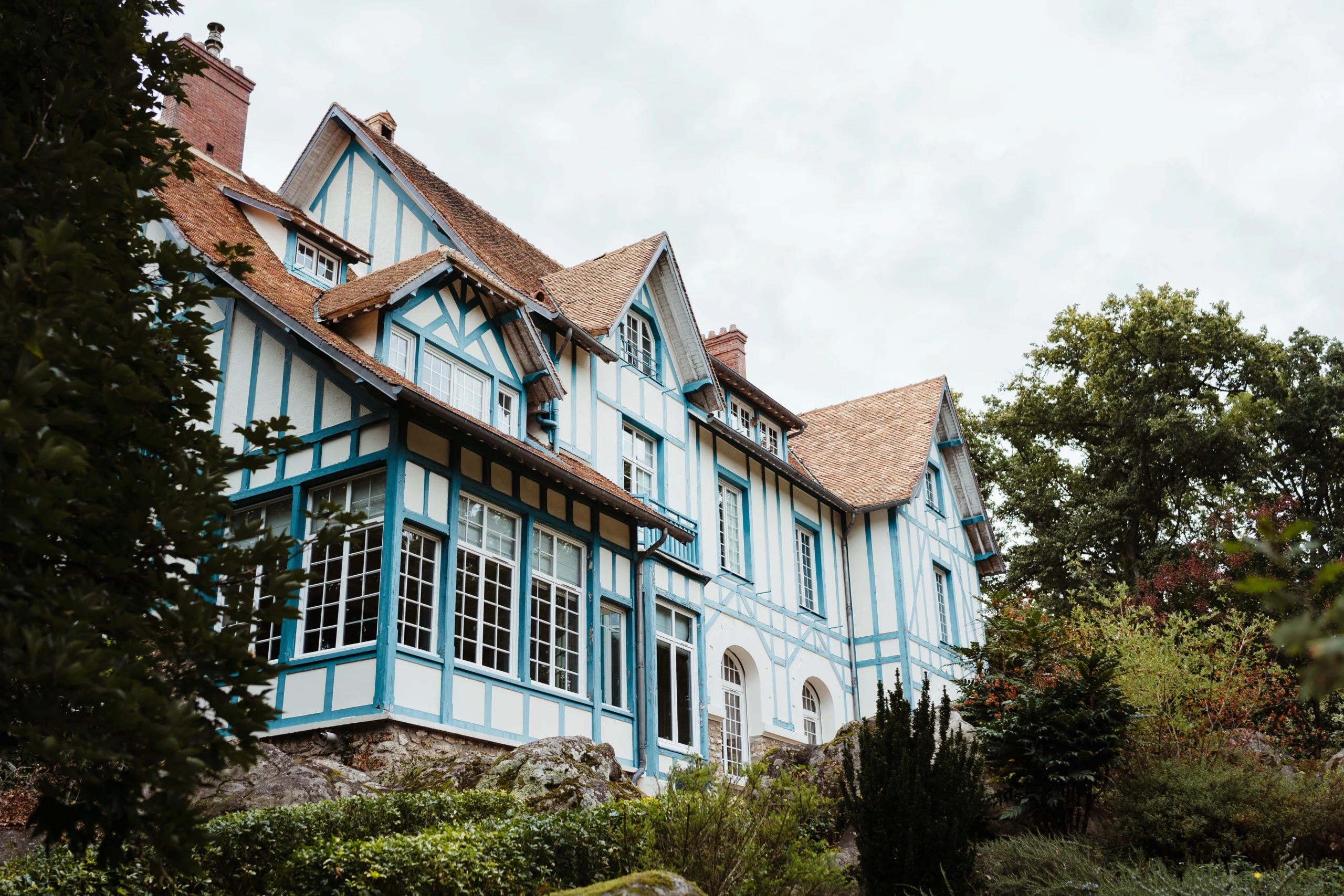 Mariage au manoir des Roches : un domaine de caractère à Chailly-en-Bière