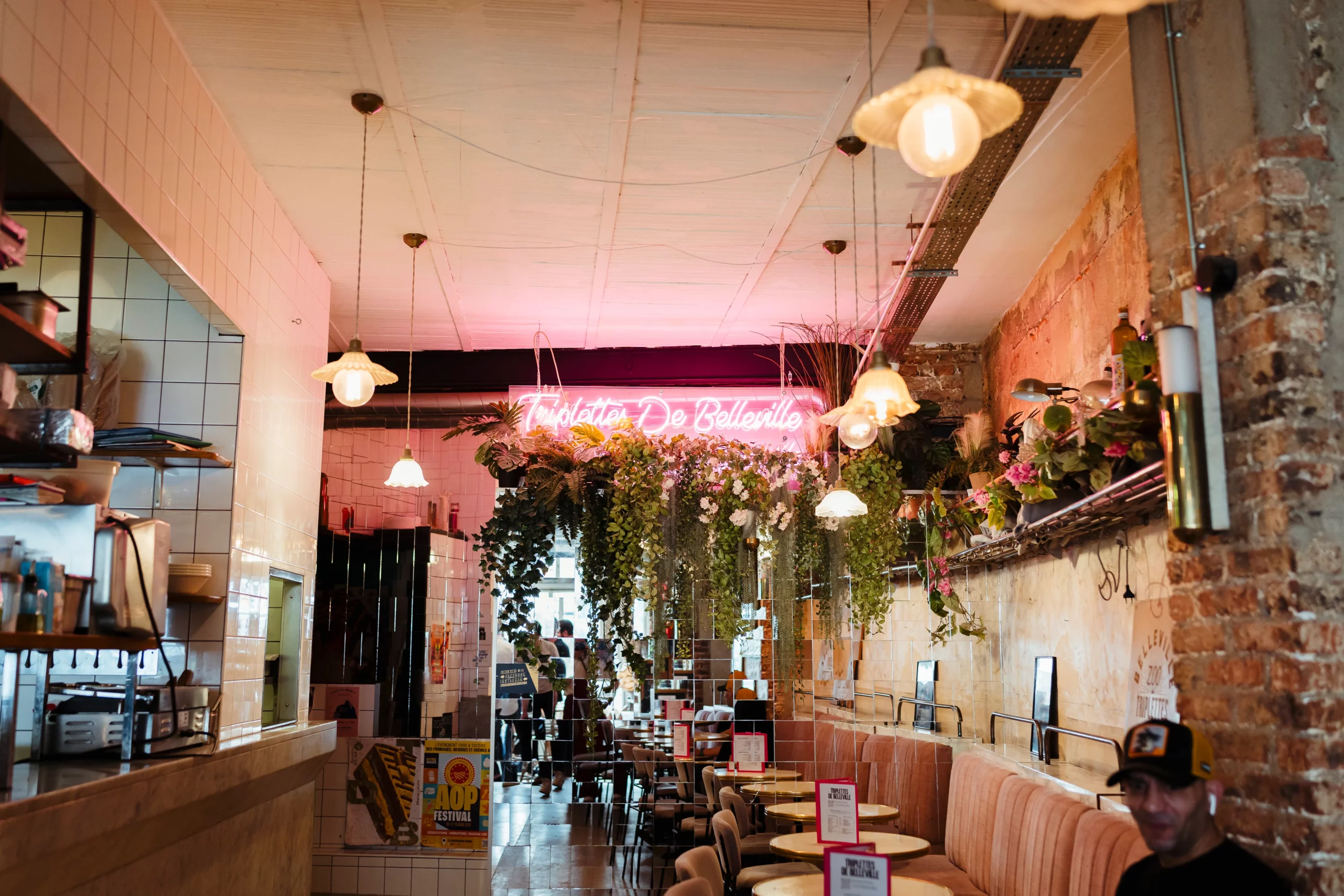 Bar joyeux et festif à paris 11