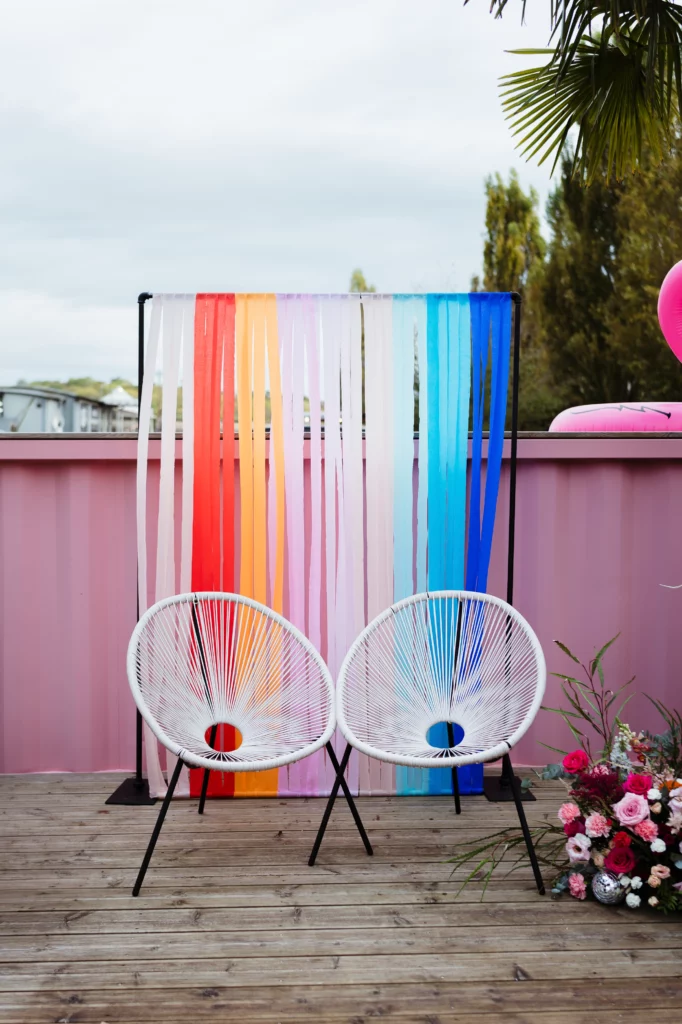cérémonie laïque colorée à la Guinguette Geek de Melun pour un mariage atypique